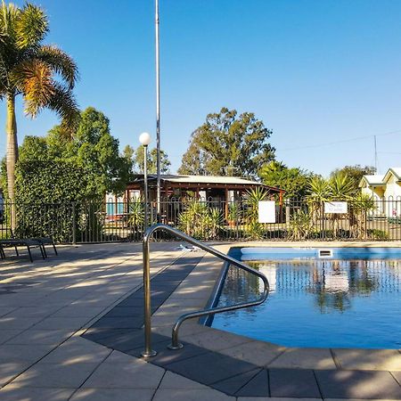 Roma Big Rig Tourist Park Hotel Exterior foto