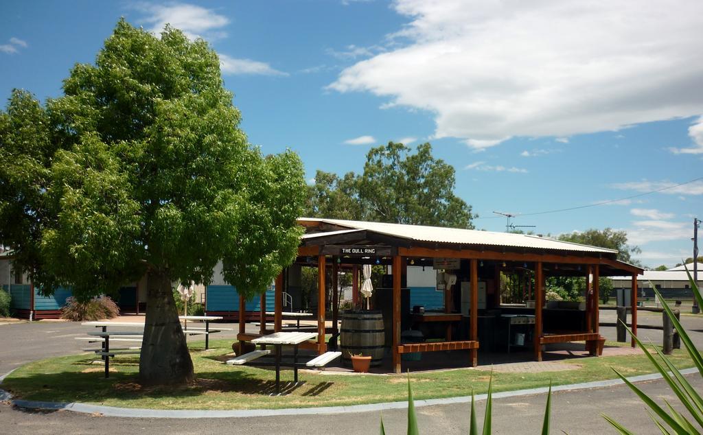 Roma Big Rig Tourist Park Hotel Exterior foto